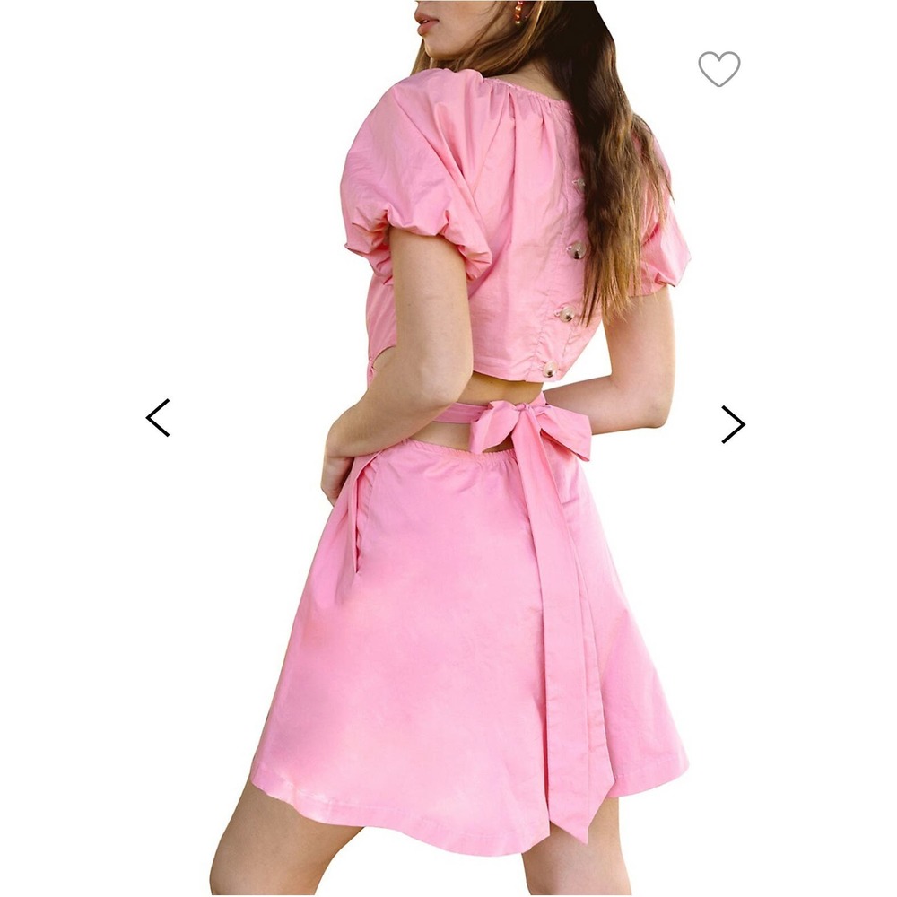 Adelyn Rae Poplin cut out dress in light pink size medium